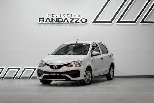 TOYOTA ETIOS 1.5 5 PTAS X 6MT L/18 2020