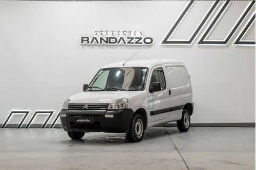 CITROEN BERLINGO FURGON 1.6I BUSINESS L/23 2023